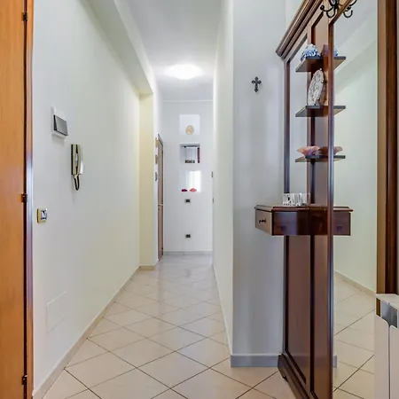 Roomy Flat Near The Sea Giardini-Naxos